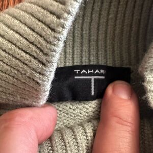 Tahari Ribbed Knit Blouse - Light Green